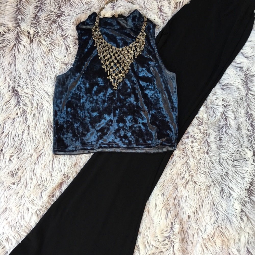 Blue velvet crop top